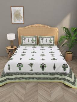 House of Gulab - Green Floral Printed Reversible Bedcover With 2 Pillow Covers