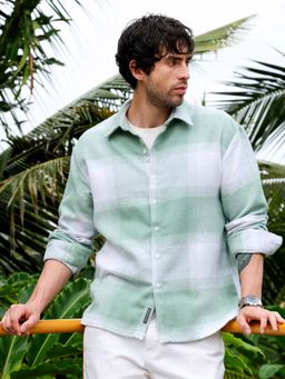 Campus Sutra - Men's Light Pistachio: Cream White Vignette-Checkered Oversized Shacket