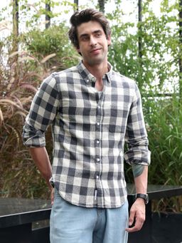 Campus Sutra - Men's Button-Down Buffalo Shacket