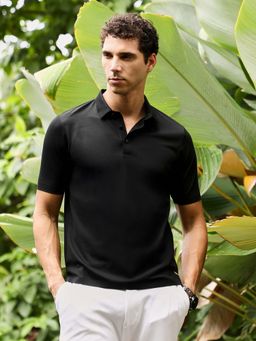 Campus Sutra - Men's Obsidian Black Seamless Knit Polo T-Shirt