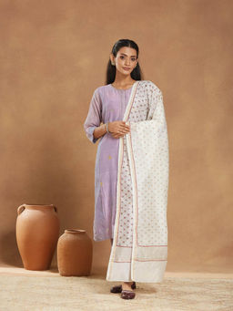 Fabindia - Women Off White Cotton Silk Blend Hand Block Printed Dupatta