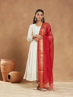 Fabindia - Women Red Cotton Silk Blend Maheshwari Dupatta