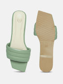 Olive color option, Sold out, Currently selected