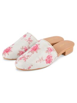 Ek_agga - Embroidered Multicolour Mules