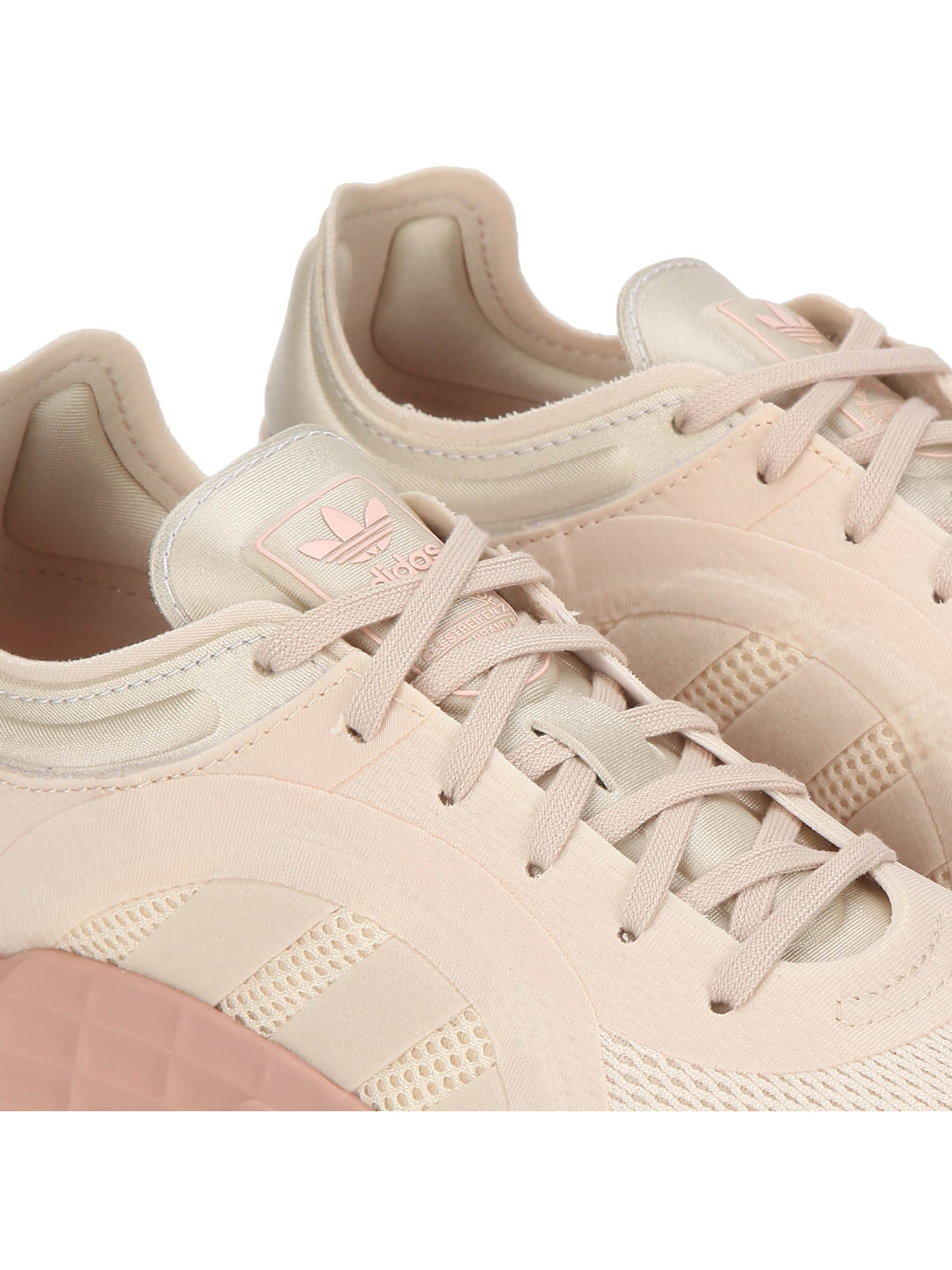 adidas sonkei on feet