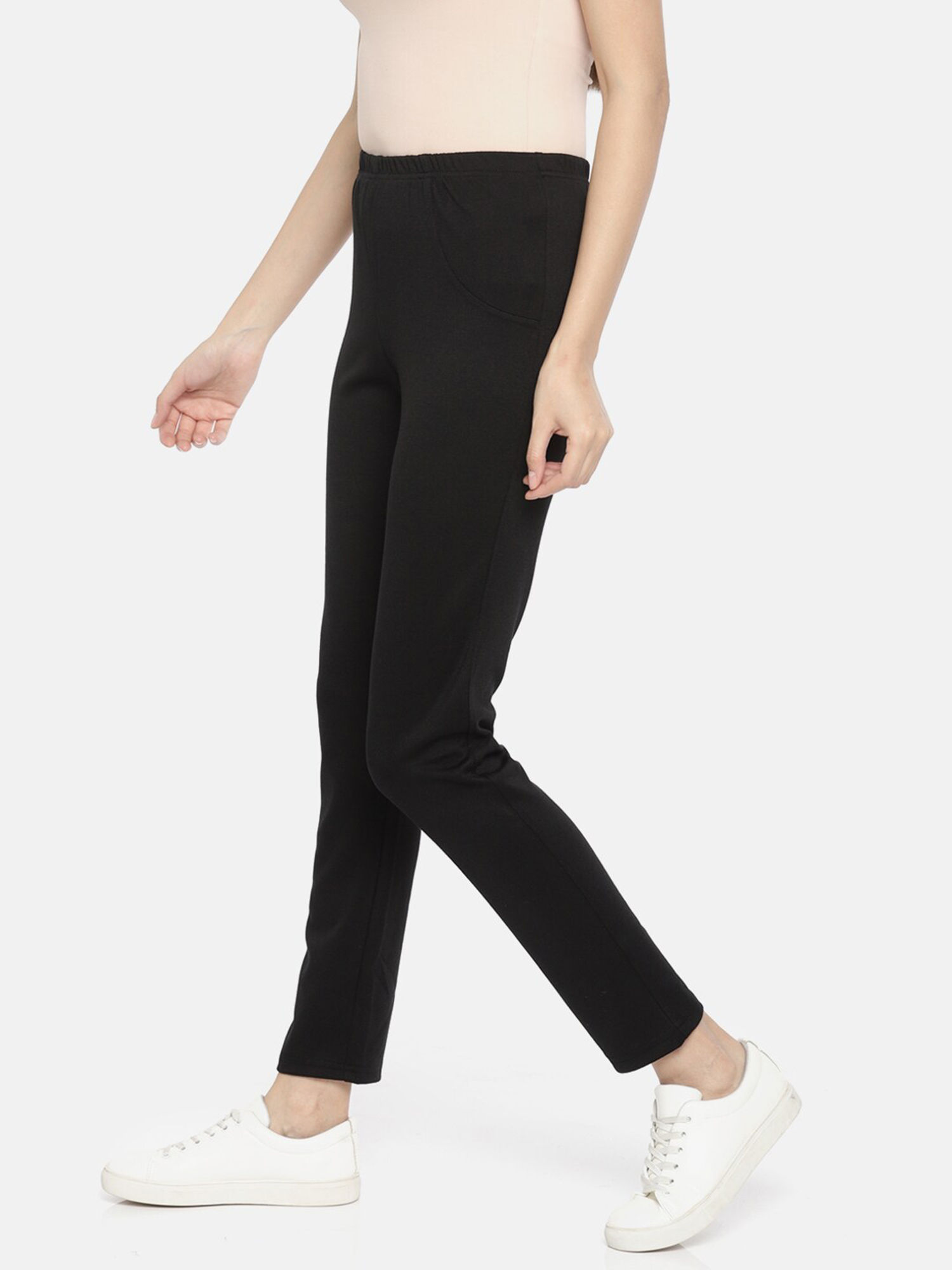 Global Desi Black Solid Leggings 