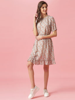 Gipsy - Cream Knee Length Round Neck Georgette Dress