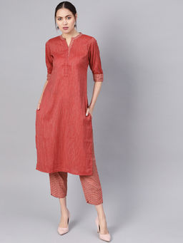 Gerua By Libas - Red Striped Kurta And Red Checkered Trouser With Side Pocket (Set of 2)