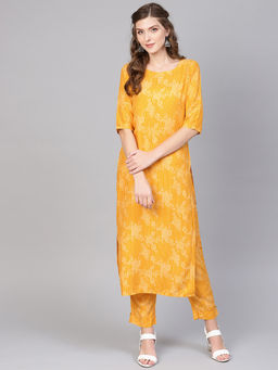 Gerua By Libas - Yellow Printed Kurta And Yellow Printed Trouser With Side Pocket (Set of 2)