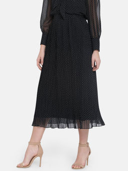 IS.U - Black Pleated Midi Skirt