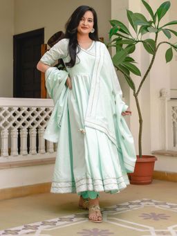 Indian Virasat - Pantone Cotton Suit (set Of 3)