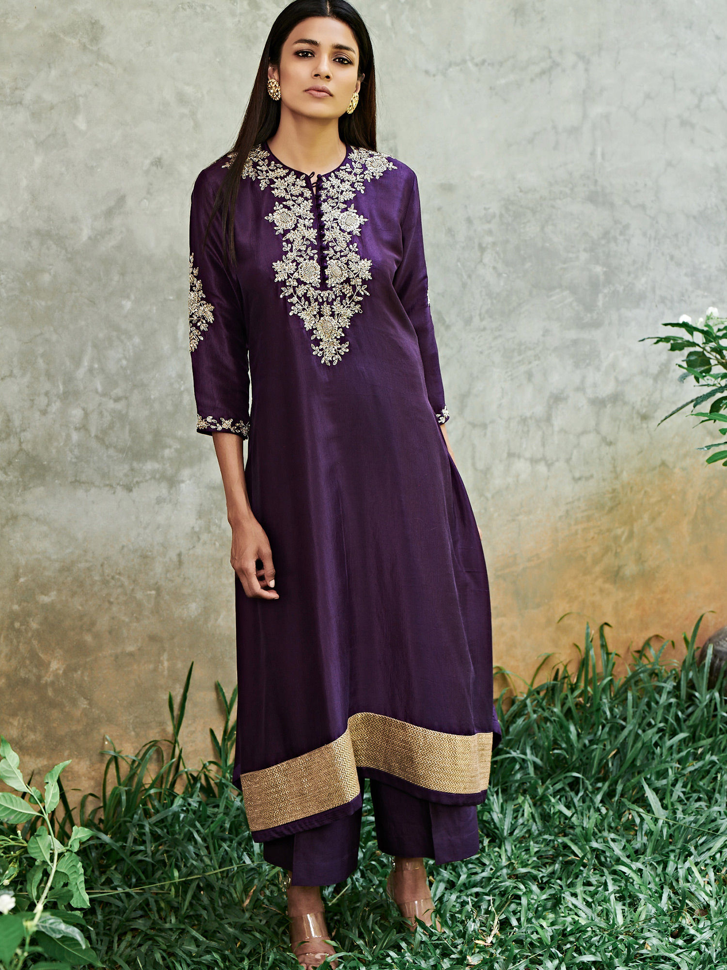 Jayanti Reddy Salwar Suits And Sets Buy Jayanti Reddy Purple Neck Embroidered Kurta With Pants Set Of 2 Online Nykaa Fashion Get contact details & address of companies manufacturing and supplying gents short kurta, short kurta across india. jayanti reddy purple neck embroidered kurta with pants customisable set of 2