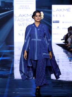 JAYATI GOENKA - Blue Geometric Tunic