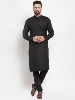 Jompers - Men Black Solid Kurta with Churidar (Set of 2)
