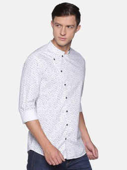 SHOWOFF - Men's Cotton Casual White Printed Slim Fit Shirt