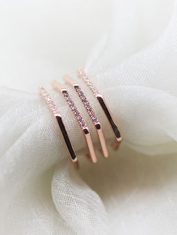 Joker and Witch - Lisa Rose Gold Ring