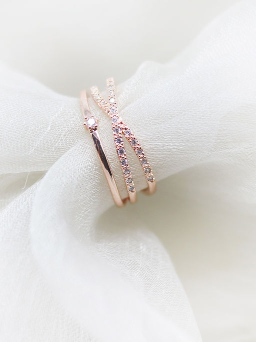 Joker and Witch Lyril Rose Gold Ring