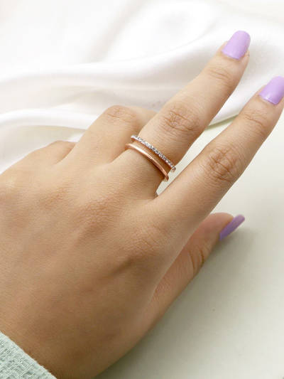Joker & Witch Soraida Dainty Rose Gold Ring For Women