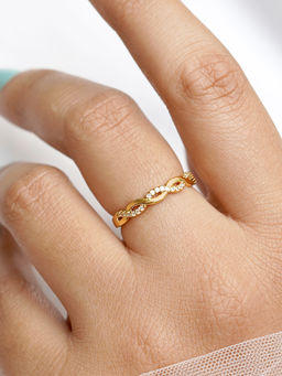 Joker and Witch - Margherita Gold Dainty Ring