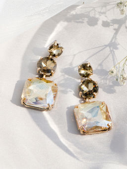 Joker and Witch - Flirty Pop Beige Bling Earrings