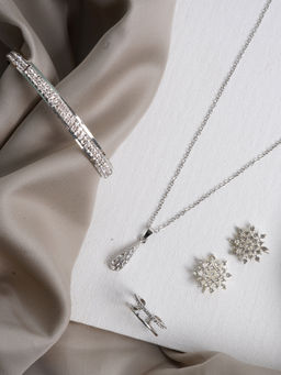 Joker and Witch - Joker & Witch First Snow Jewellery Set For Women