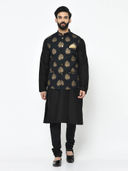 Black color option, Currently selected