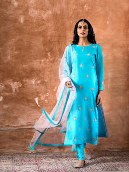 Kanika Sharma - Blue Embroidered Kurta And Churidar With Dupatta (Set of 3)