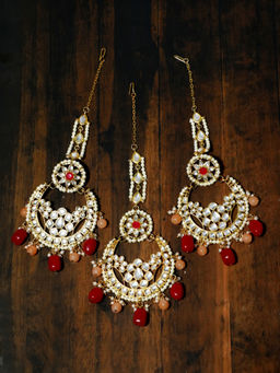Karatcart - Gold Plated Ruby and Peach Beads Kundan Chandbali Earring with Maangtikka (Set of 2)