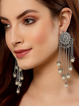 Karatcart - Oxidised Silver Kundan Tassel Earrings with Pearl Beads