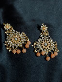 Karatcart - Gold Plated Peach Beads Kundan Dangler Earrings