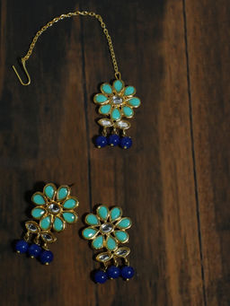 Karatcart - Gold Plated Blue Beads Mint Blue Kundan Dangler Earrings with Maangtikka (Set of 2)