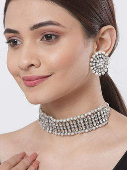 Karatcart - Handcrafted Oxidised Silver Pearl And Kundan Studded Choker Necklace Set