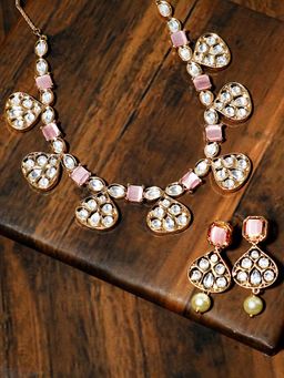 Karatcart - Gold Plated Kundan Necklace Set with Drop Earrings