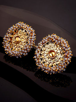 Karatcart - Grey Crystal Studded Gold Plated Kundan Stud Earrings