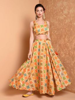 Kaanchie Nanggia - Beige Silk Phulkari Lehenga With Blouse (Set Of 2)