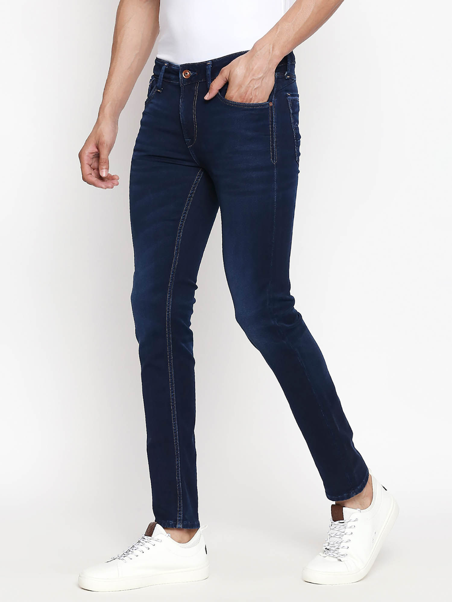 Buy Killer Blue Solid Jeans Online 