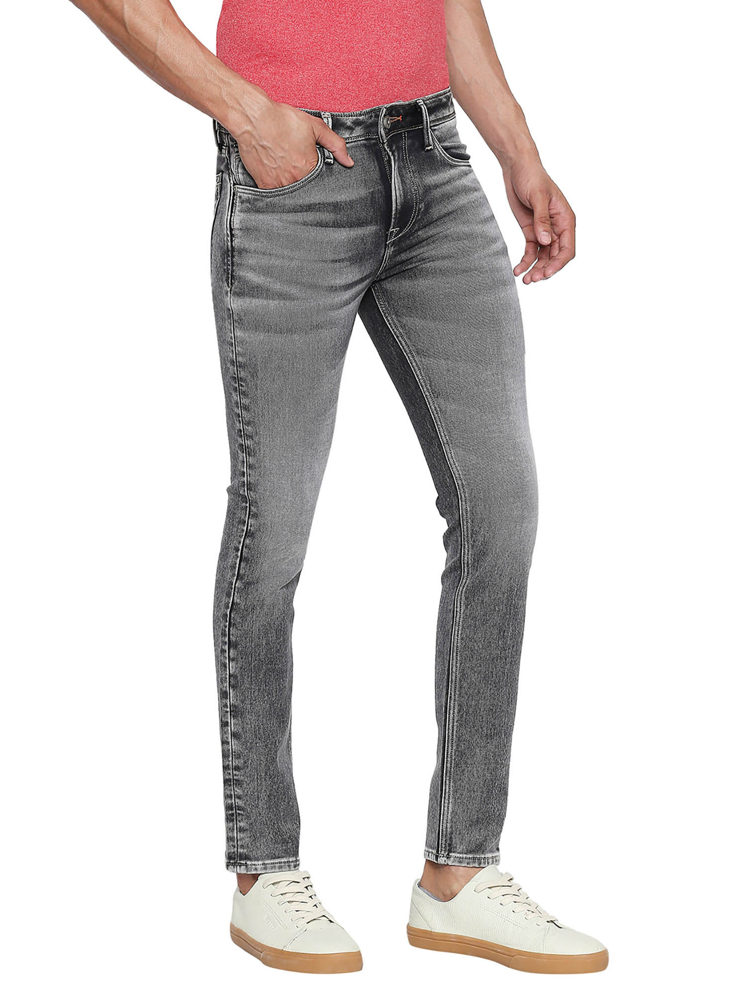 Buy Killer Black Solid Jeans Online 
