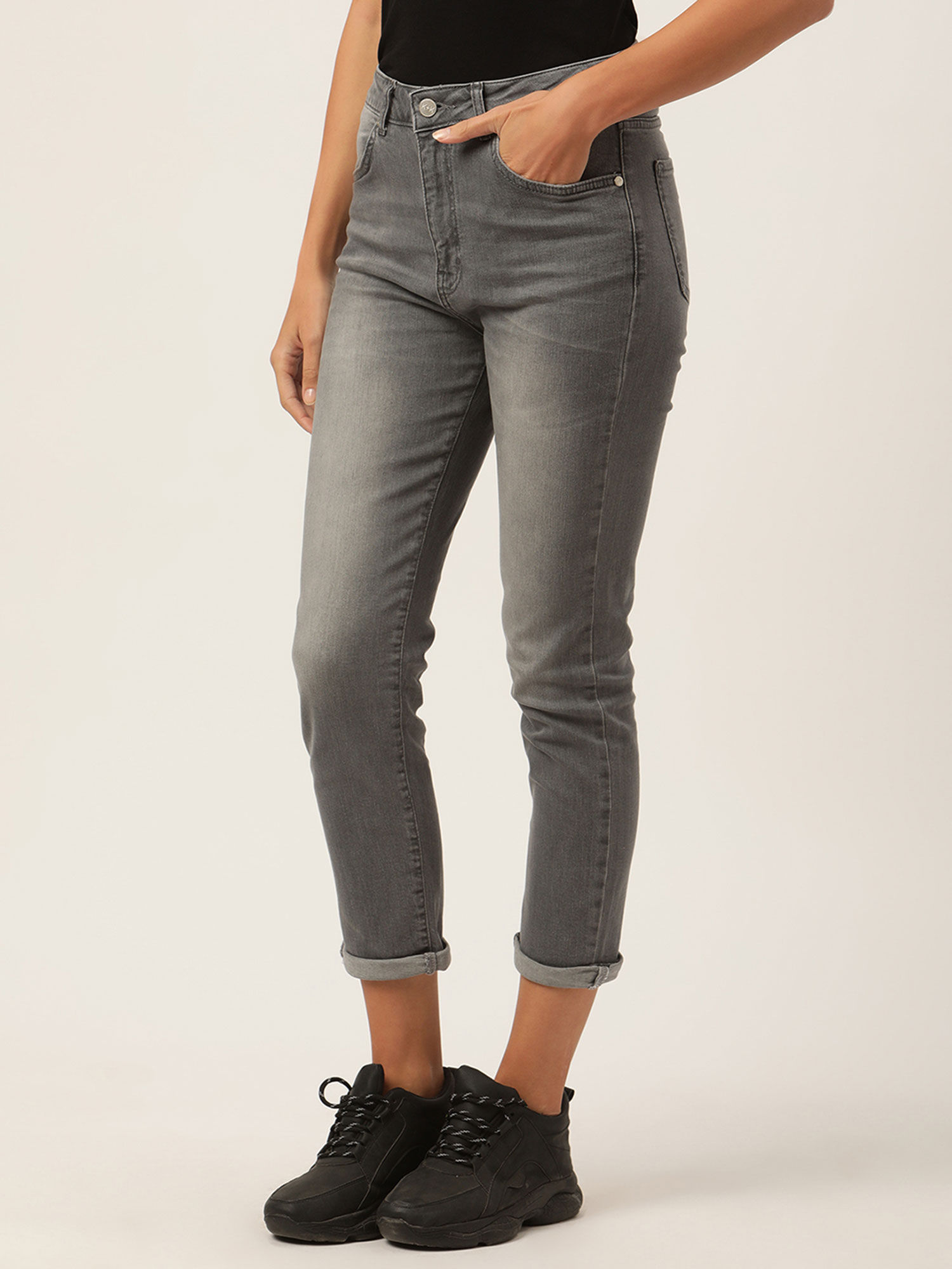 KENDALL + KYLIE jeans_women_westernwear 