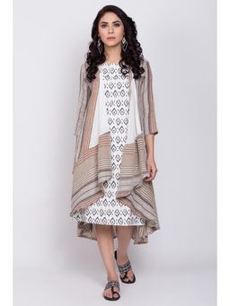 Biba - White Printed Kurta With Shrug (Set of 2)