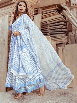 Lavanya The Label - Floral Print White Kurta With Palazzo & Dupatta (Set of 3)