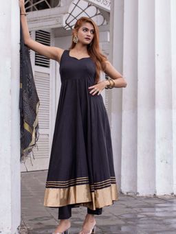 Lavanya The Label - Black Cotton Anarkali (Set Of 3)