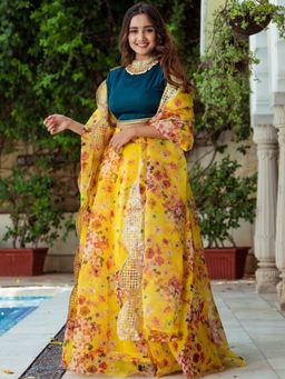 Lavanya The Label - Yellow Organza Lehenga (Set of 3)