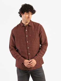 Levi's - Men Maroon Slim Fit Casual Shirt
