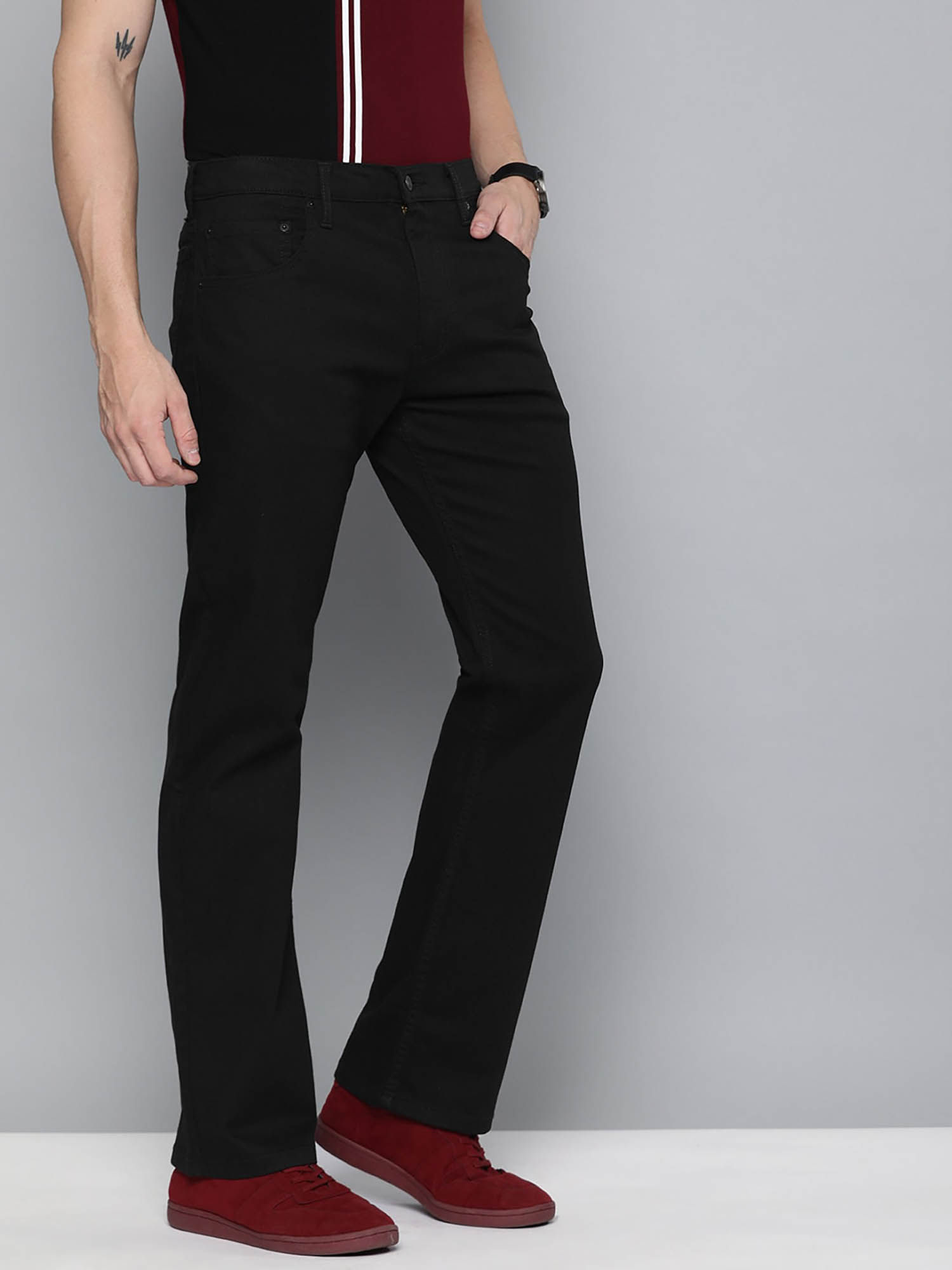 Buy Levi's Men Black 517 Bootcut Jeans 
