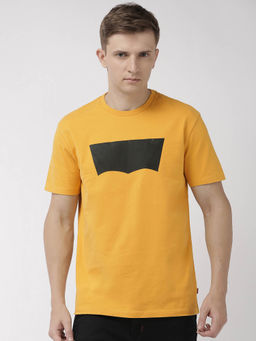 Levi's - Men Mustard Regular T-shirt