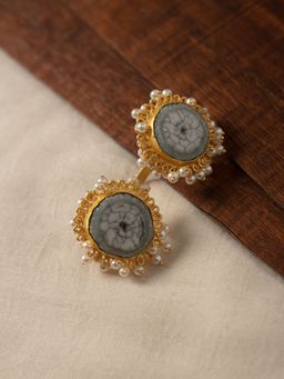 Likha - Gold Show Off Your Style Ring