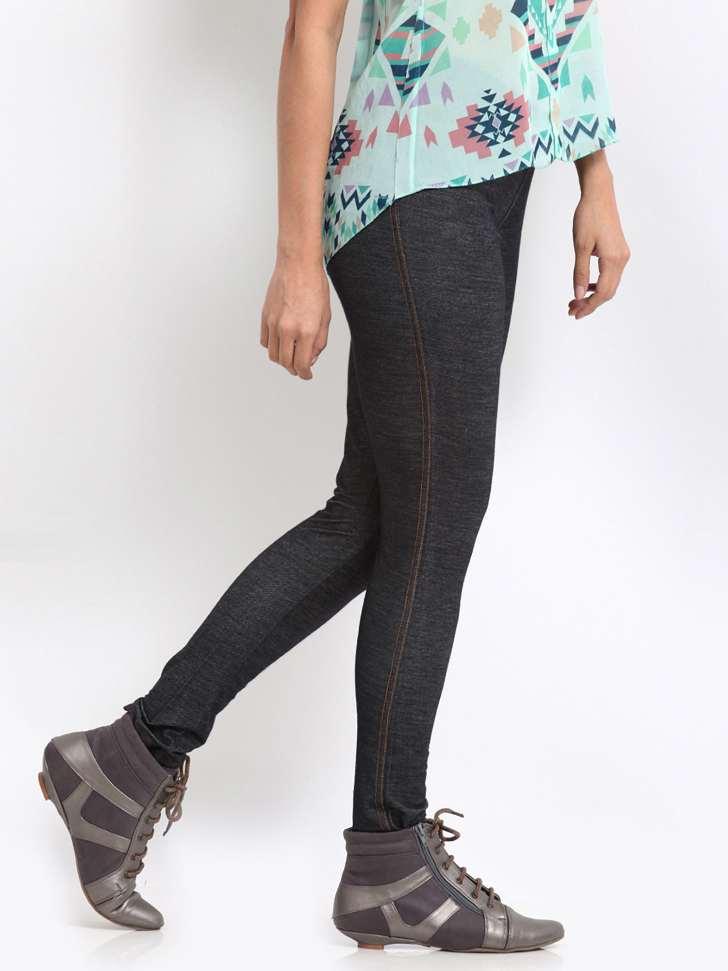 Go Colors Black Jeggings Knit 