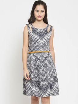 Latin Quarters - Textured Knee Length Dress