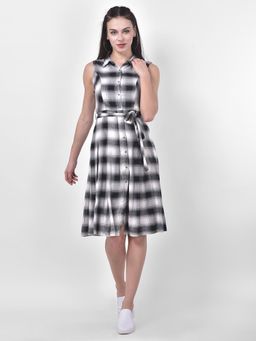 Latin Quarters - Buttoned Check Shirt Dess with Belt