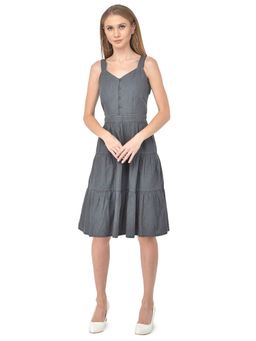 Latin Quarters - Black Sleeveless Knee Length Dress